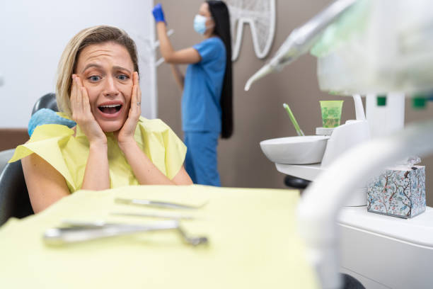 Best Cracked Tooth Emergency Dentist  in Bedford, IA